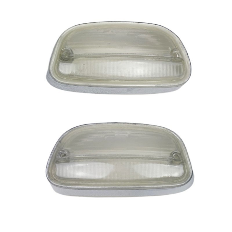 Peugeot - 404 - Paire de cabochons de feux avants - Finition complète
