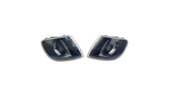 Renault - Safrane I phase 2 - Paire de clignotants avants - 88202836 - Finition complète