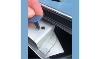 Renault - Alliance - Clips fixation panneau latéral arrière bleu - Finition complète